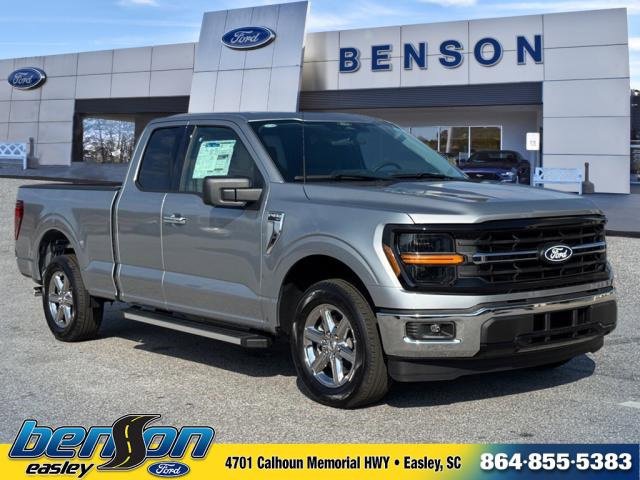 New 2025 Ford F150 XLT w/ Equipment Group 301A Standard