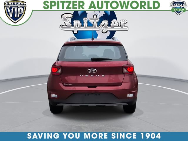 Used 2024 Hyundai Venue SEL image 8