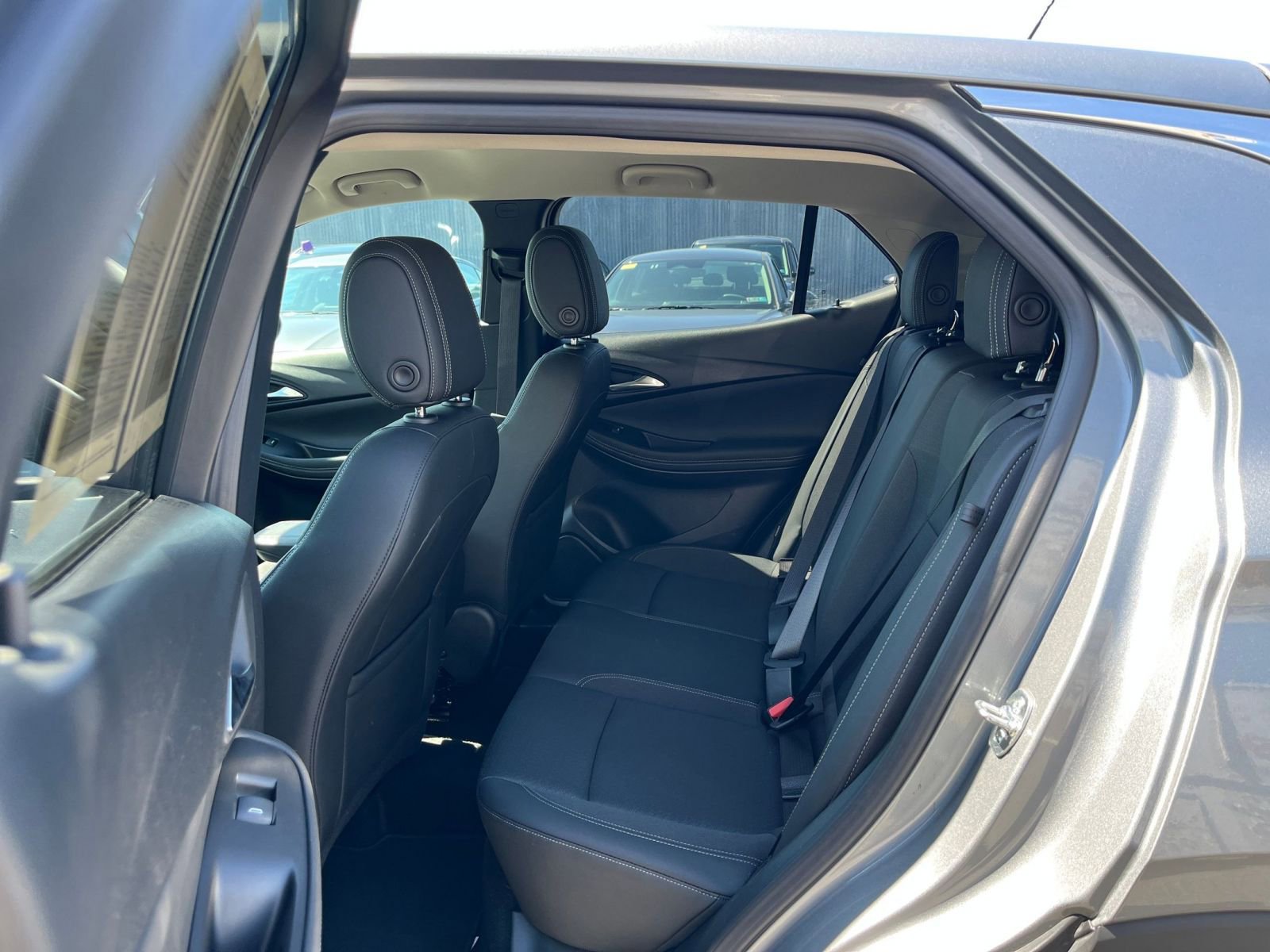 Used 2025 Buick Encore GX Preferred image 26