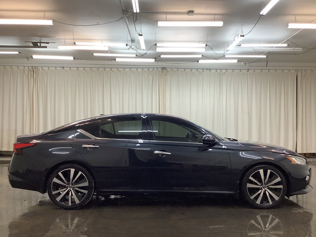 Used 2020 Nissan Altima 2.0 Platinum image 5
