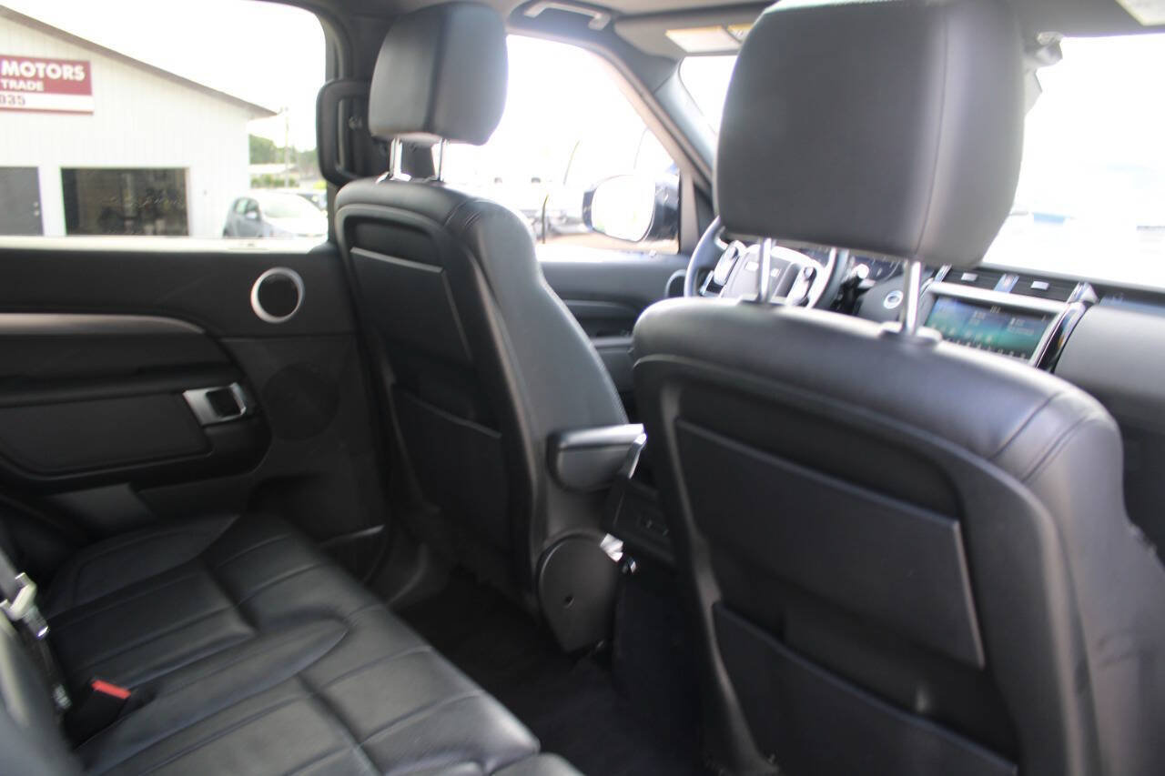 Used 2019 Land Rover Discovery SE AWD/4WD image 10