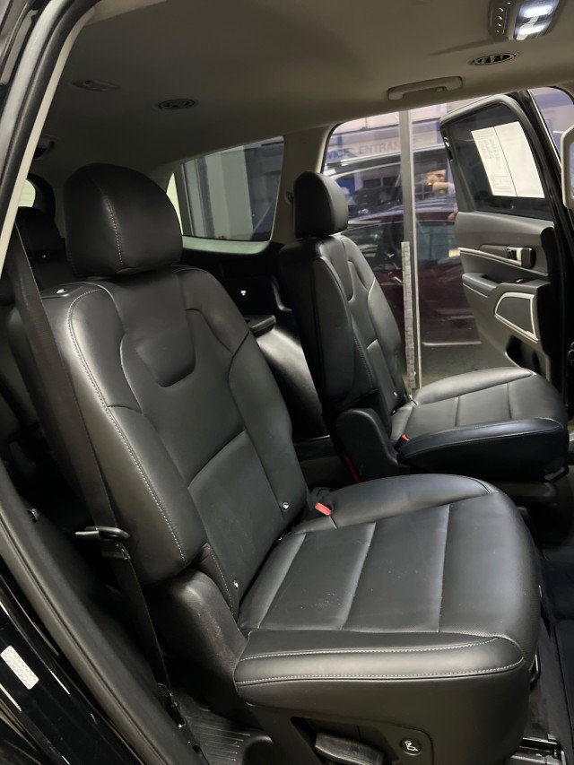 Used 2021 Kia Telluride S image 13