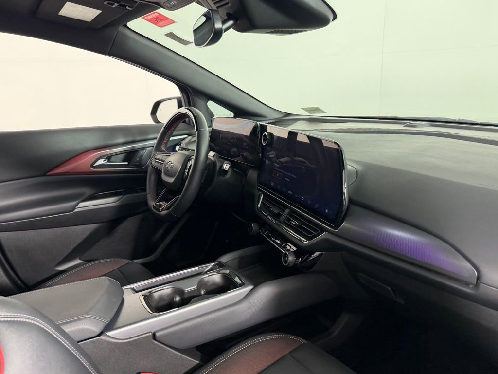 Used 2024 Chevrolet Equinox EV RS image 30