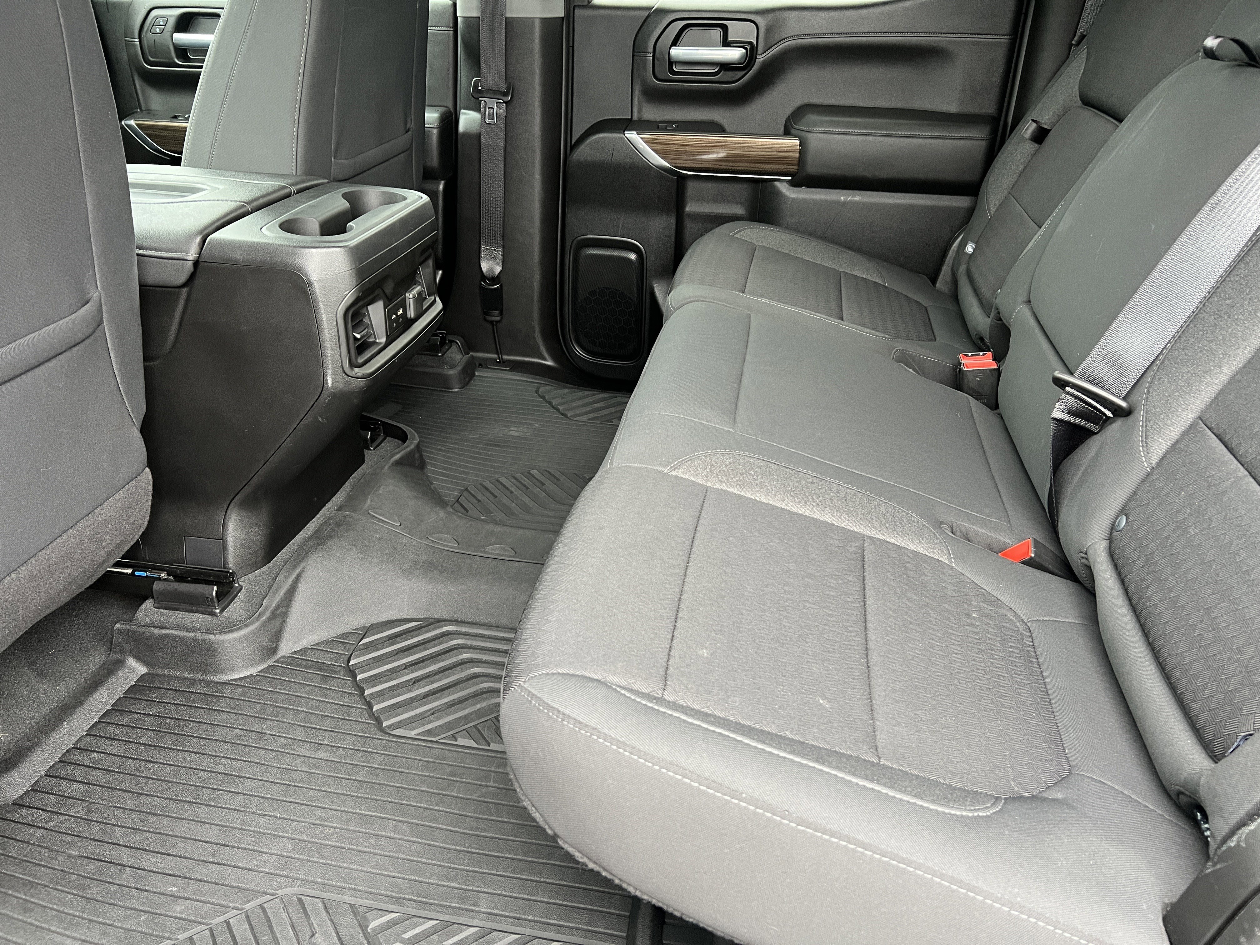 Used 2021 Chevrolet Silverado 1500 LT Trail Boss w/ Convenience Package II image 16