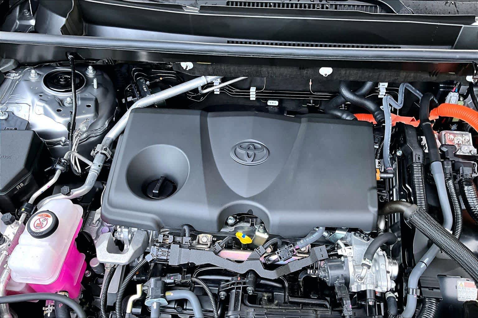 Certified 2025 Toyota RAV4 XSE w/ Advanced Technology Package AWD/4WD image 33