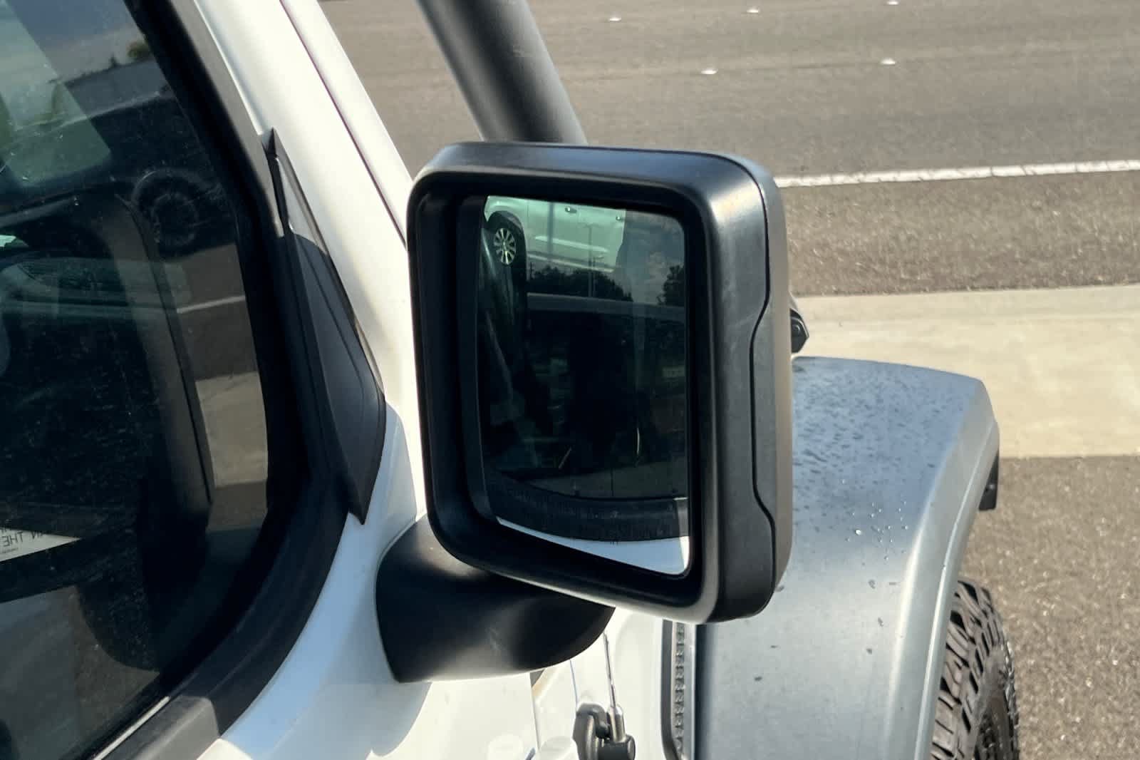 Used 2018 Jeep Wrangler Unlimited Sport AWD/4WD image 15