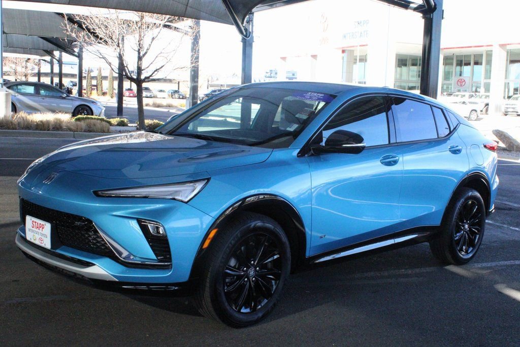 Used 2025 Buick Envista Sport Touring w/ Convenience II Package image 9