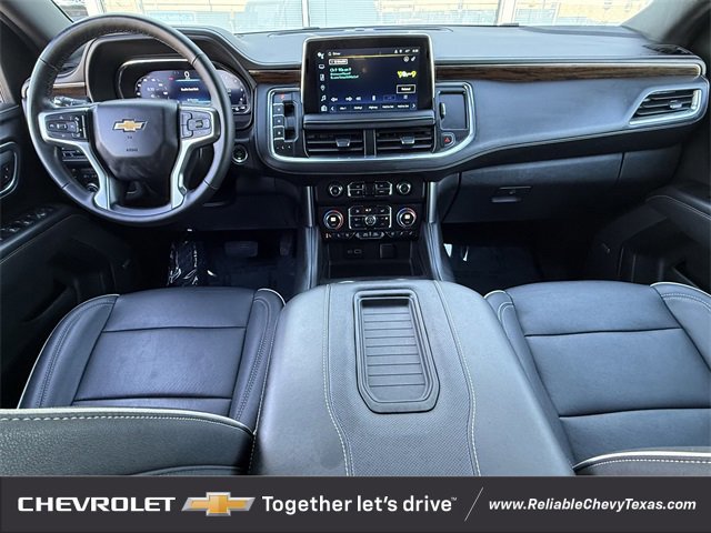 Used 2023 Chevrolet Suburban Premier image 10
