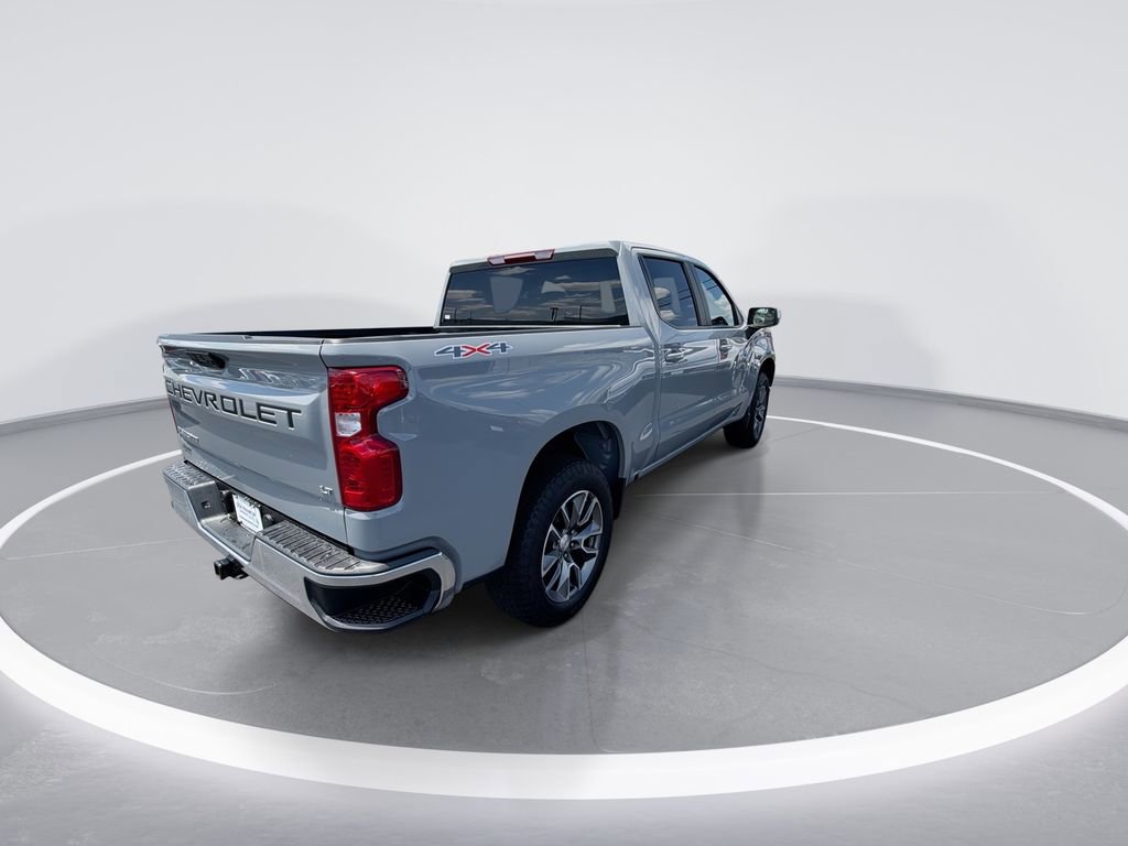 Used 2024 Chevrolet Silverado 1500 LT AWD/4WD image 8