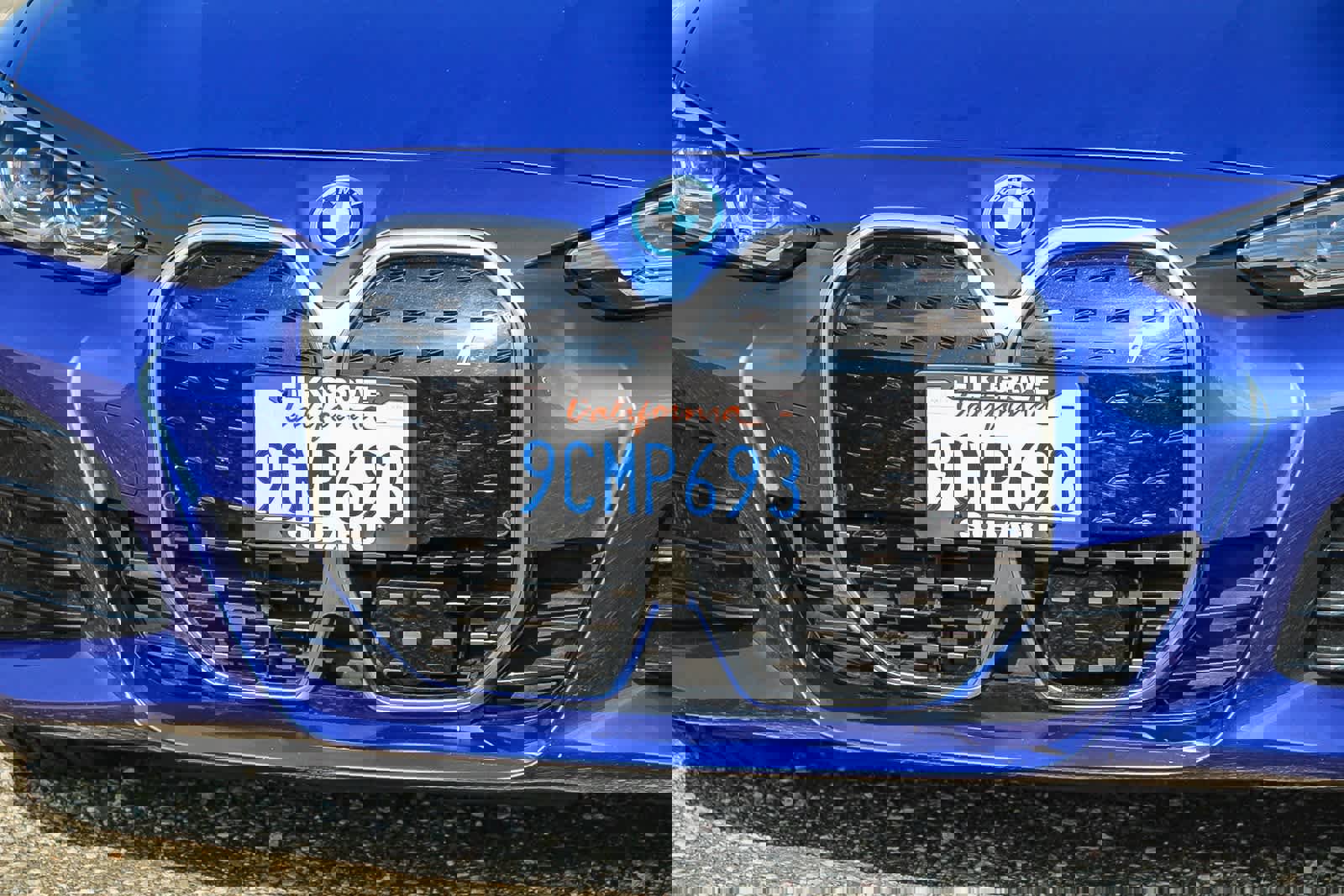 Used 2022 BMW i4 eDrive40 w/ M Sport Package image 7