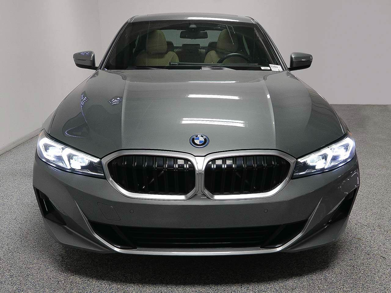 Used 2023 BMW 330e w/ Premium Package RWD image 2
