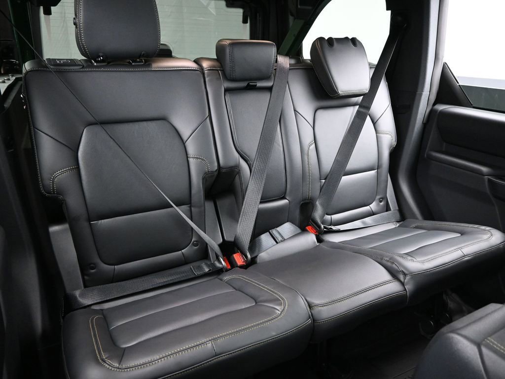New 2025 Ford Bronco Badlands AWD/4WD image 39