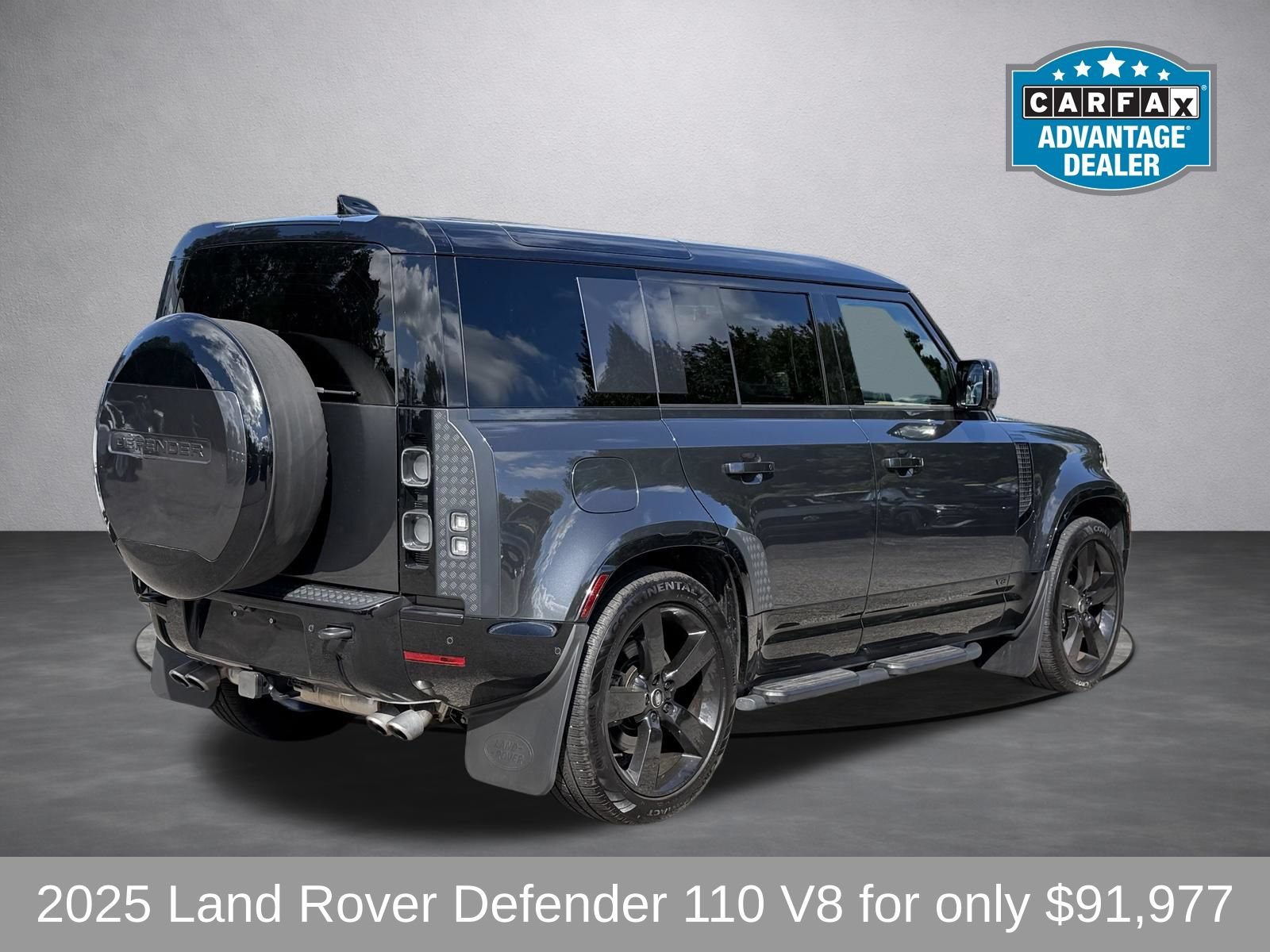 Used 2025 Land Rover Defender 110 V8 AWD/4WD image 3