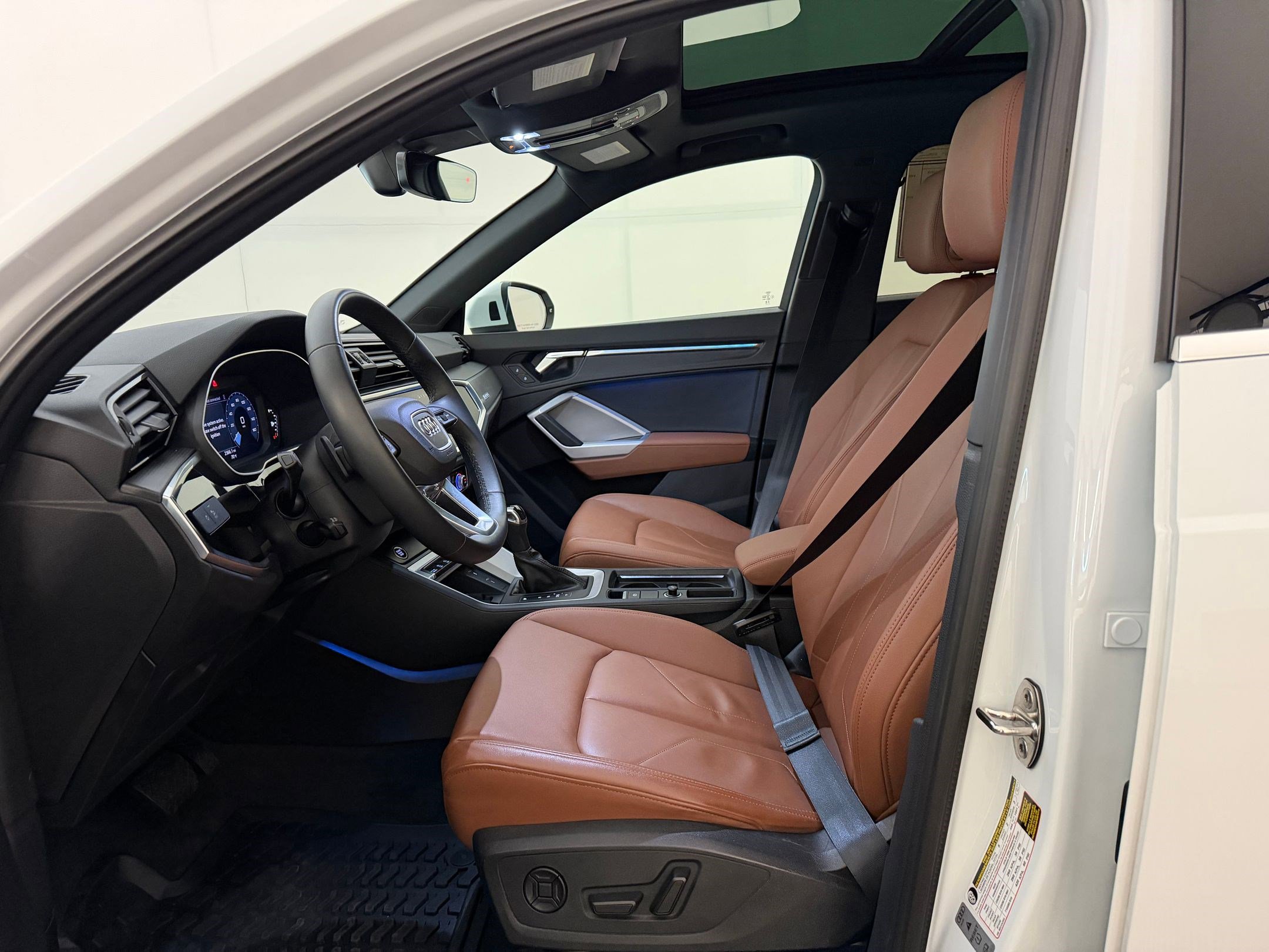 Certified 2023 Audi Q3 2.0T Premium Plus w/ Premium Plus Package AWD/4WD image 5