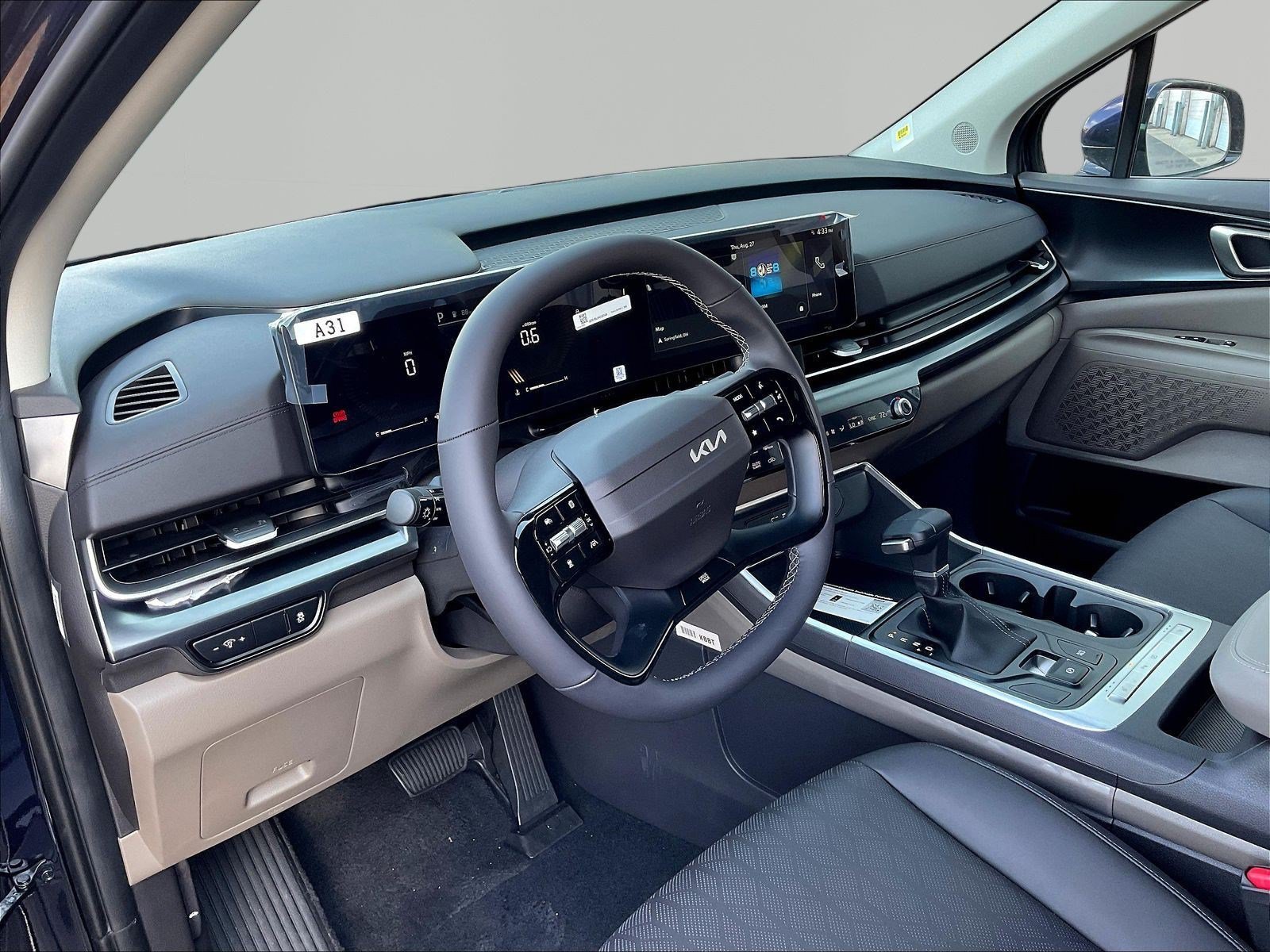 New 2027 Kia Carnival FWD image 16