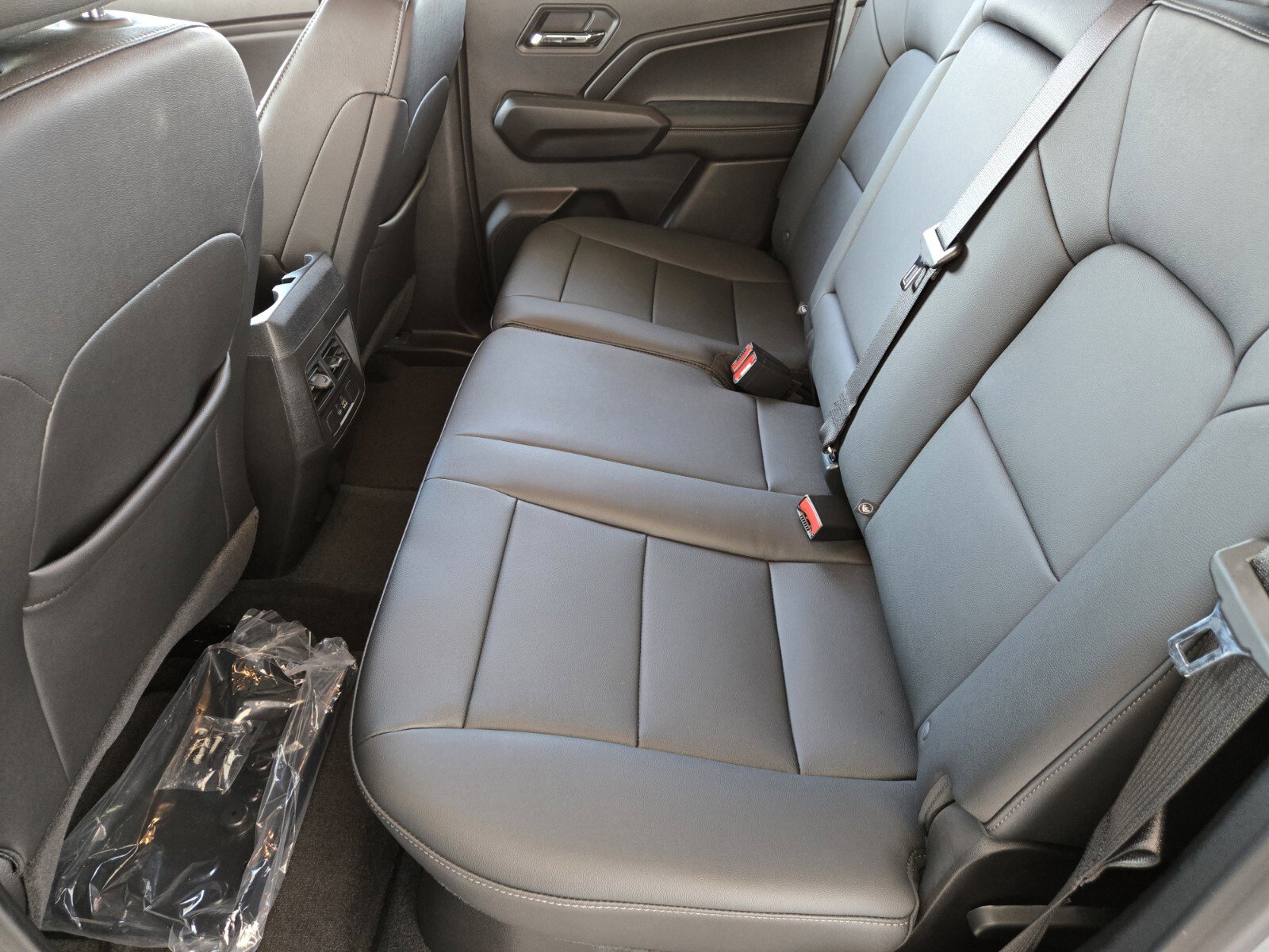 New 2025 GMC Canyon Elevation w/ Convenience Package image 7