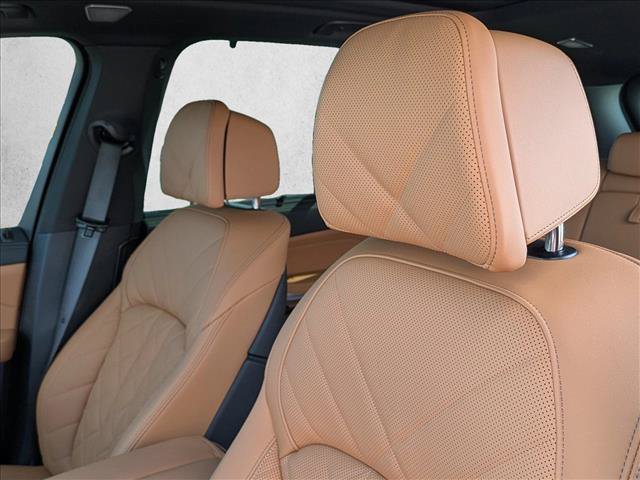 Used 2026 BMW X5 M60i AWD/4WD image 14