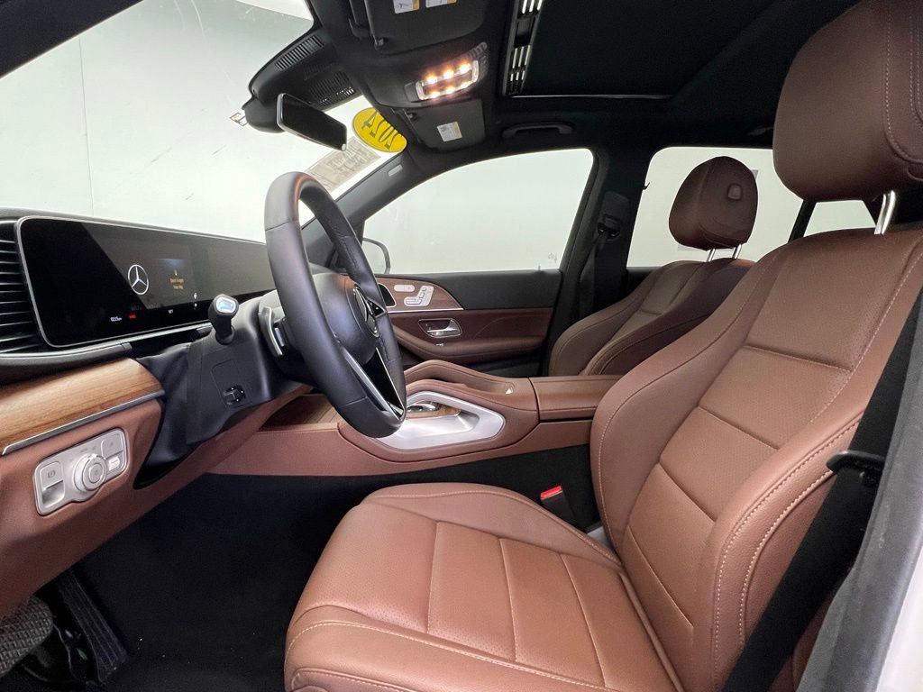 Used 2024 Mercedes-Benz GLE 350 4MATIC image 5