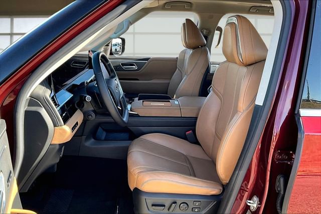 Certified 2025 INFINITI QX80 Sensory image 25