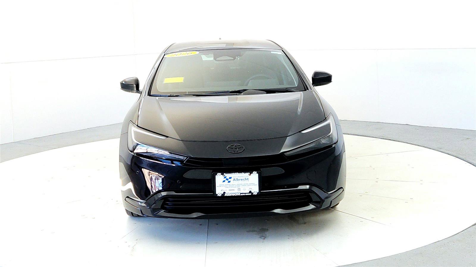 Used 2026 Toyota Prius AWD image 8