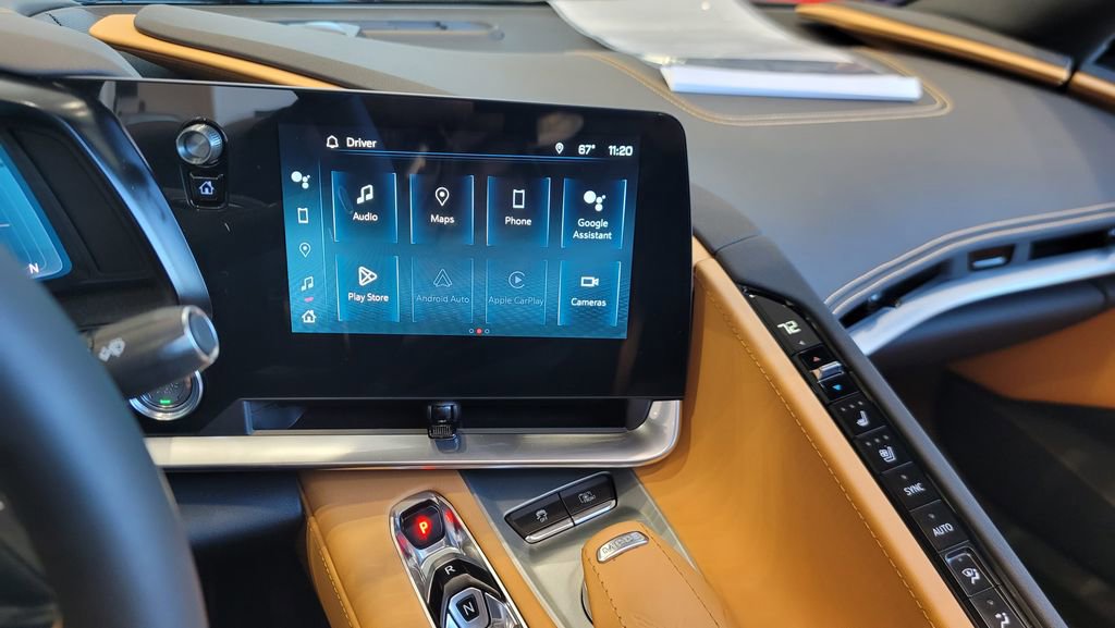 Used 2025 Chevrolet Corvette Stingray Preferred Cpe w/ 2LT image 23