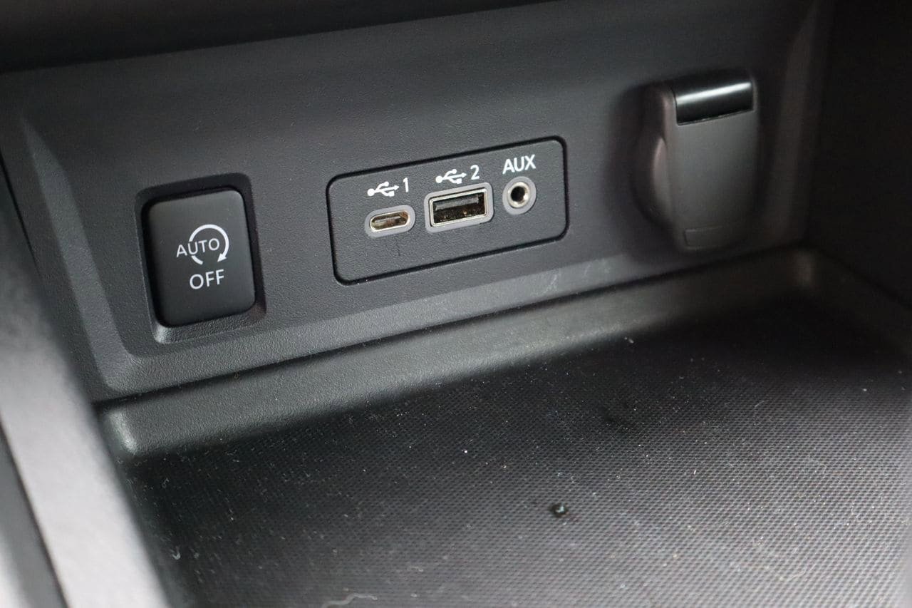 Used 2024 Nissan Sentra SV w/ All-Weather Package FWD image 23