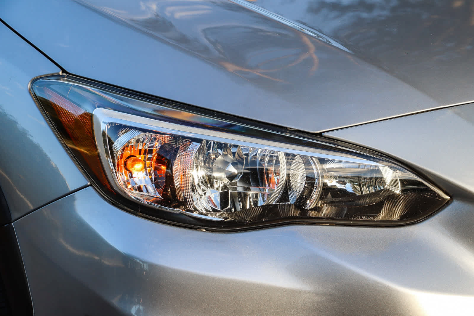 Used 2019 Subaru Crosstrek 2.0i Premium w/ Moonroof Package AWD/4WD image 4