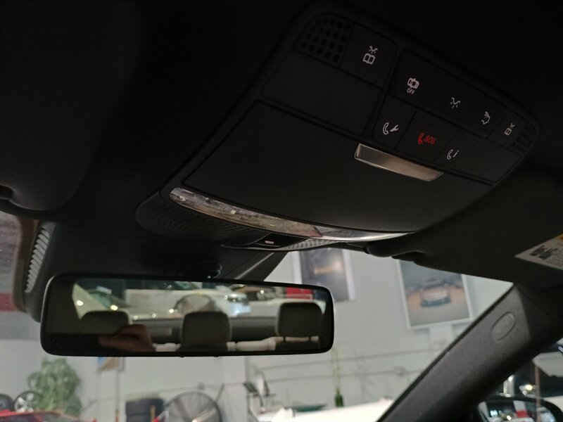 Used 2017 Mercedes-Benz E 300 4MATIC image 28