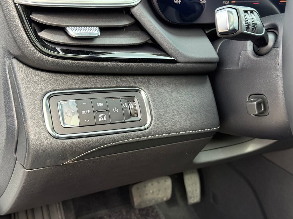 New 2026 Buick Enclave Avenir w/ Super Cruise Package image 12