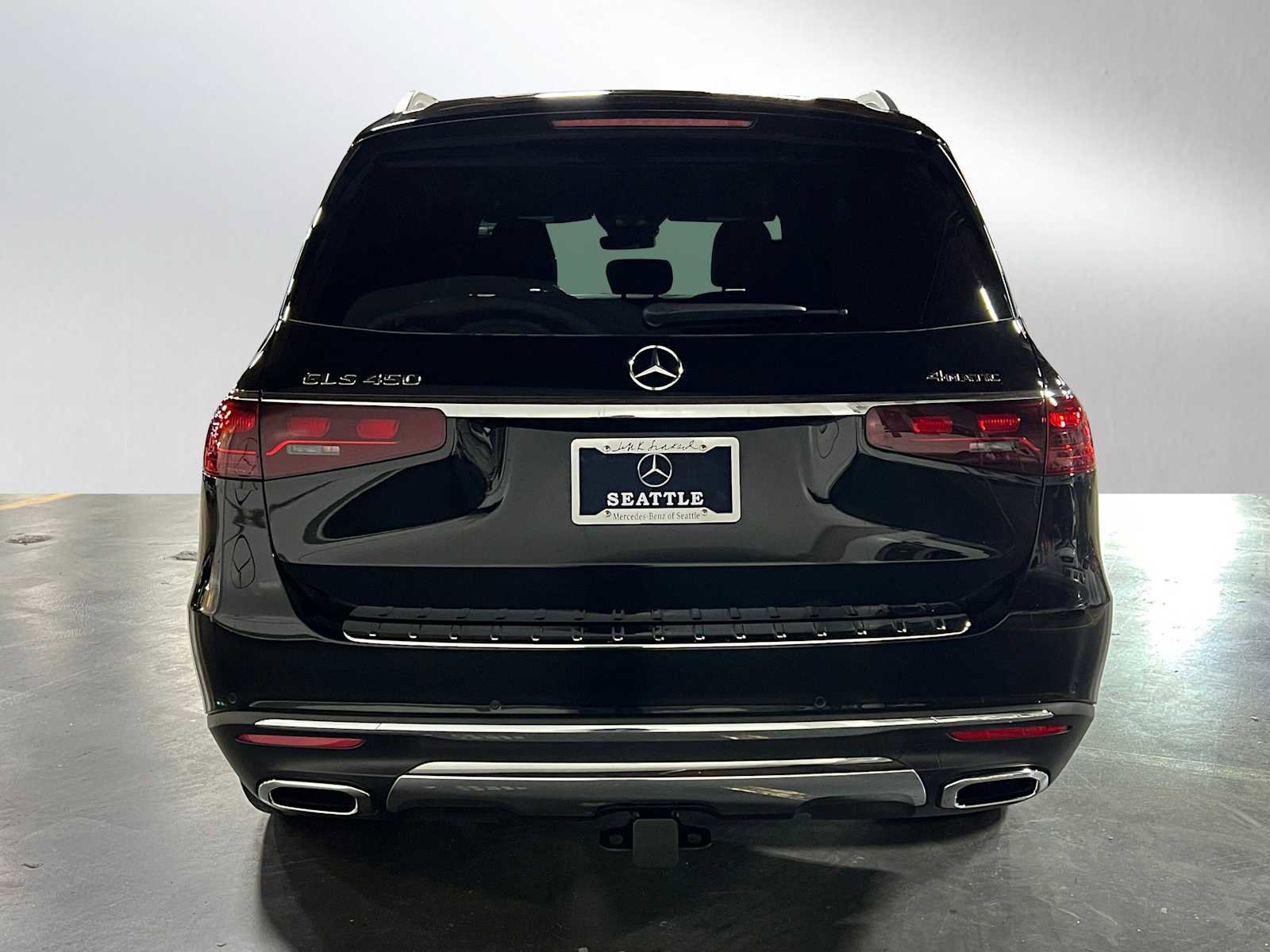 Certified 2025 Mercedes-Benz GLS 450 4MATIC image 4