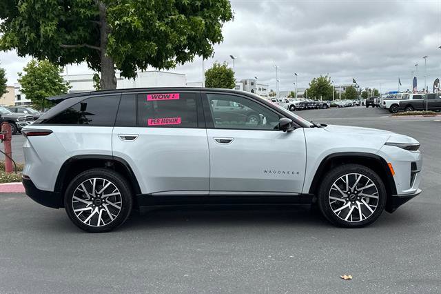 New 2025 Jeep Wagoneer Limited image 3