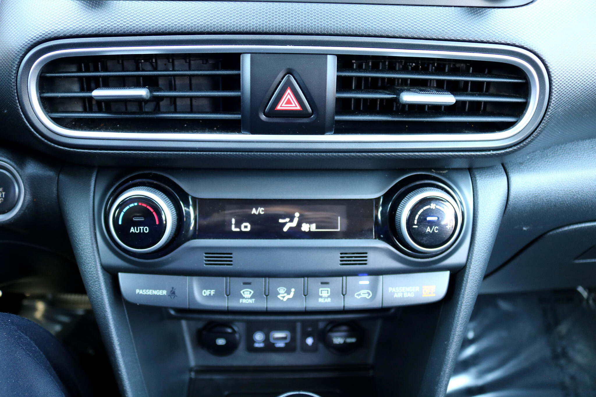 Used 2021 Hyundai Kona Ultimate image 42