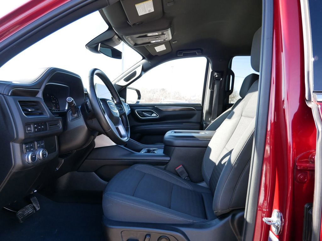 Used 2023 GMC Yukon SLE image 10