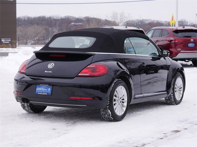 Used 2019 Volkswagen Beetle 2.0T SE image 7