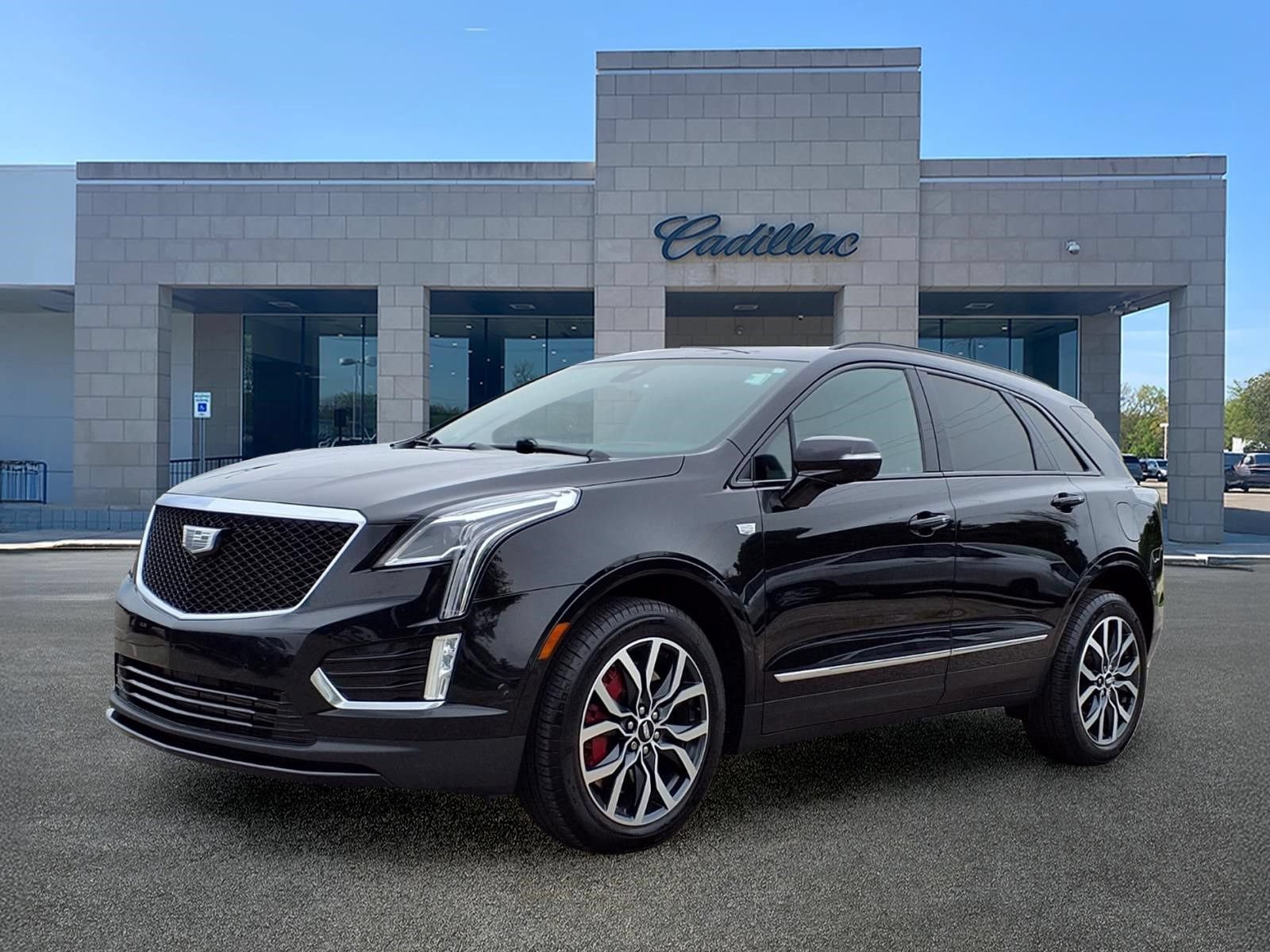 Used 2022 Cadillac XT5 Sportv w/ Platinum Package AWD/4WD image 1