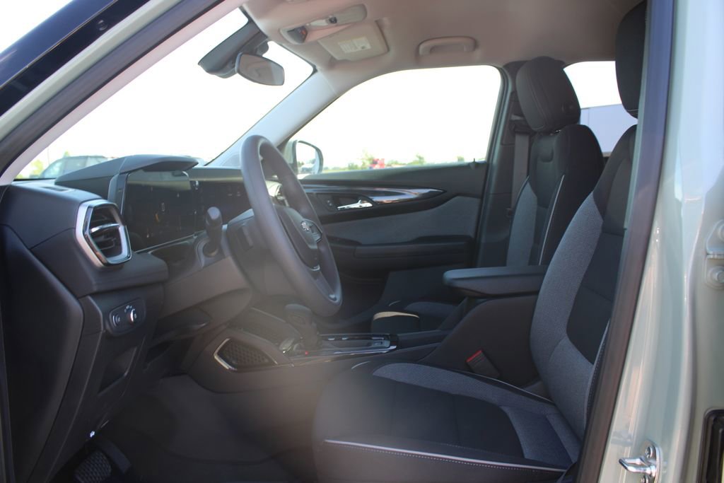 New 2026 Chevrolet TrailBlazer LT FWD image 18