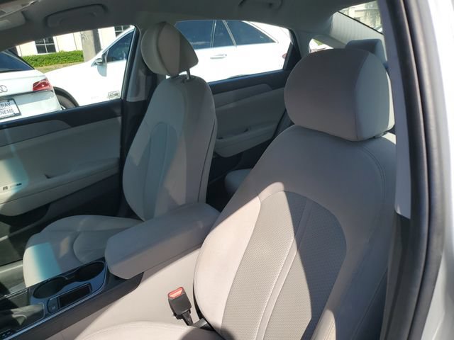 Used 2018 Hyundai Sonata SE FWD image 11