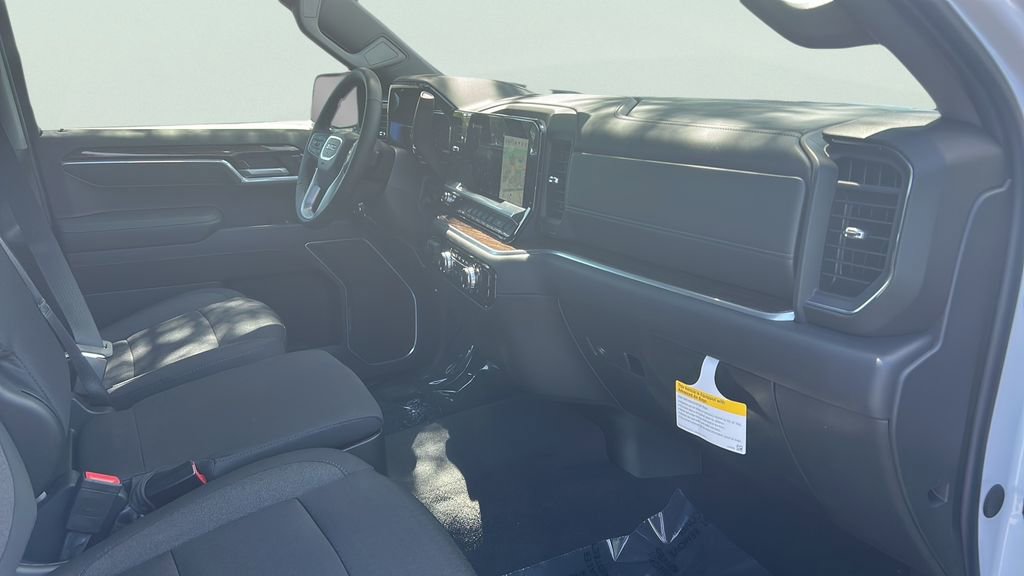 New 2026 GMC Sierra 1500 SLE image 25