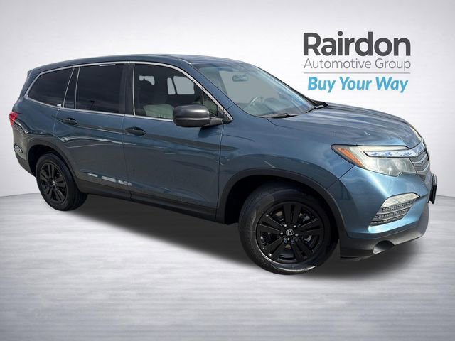 Used 2017 Honda Pilot LX image 1