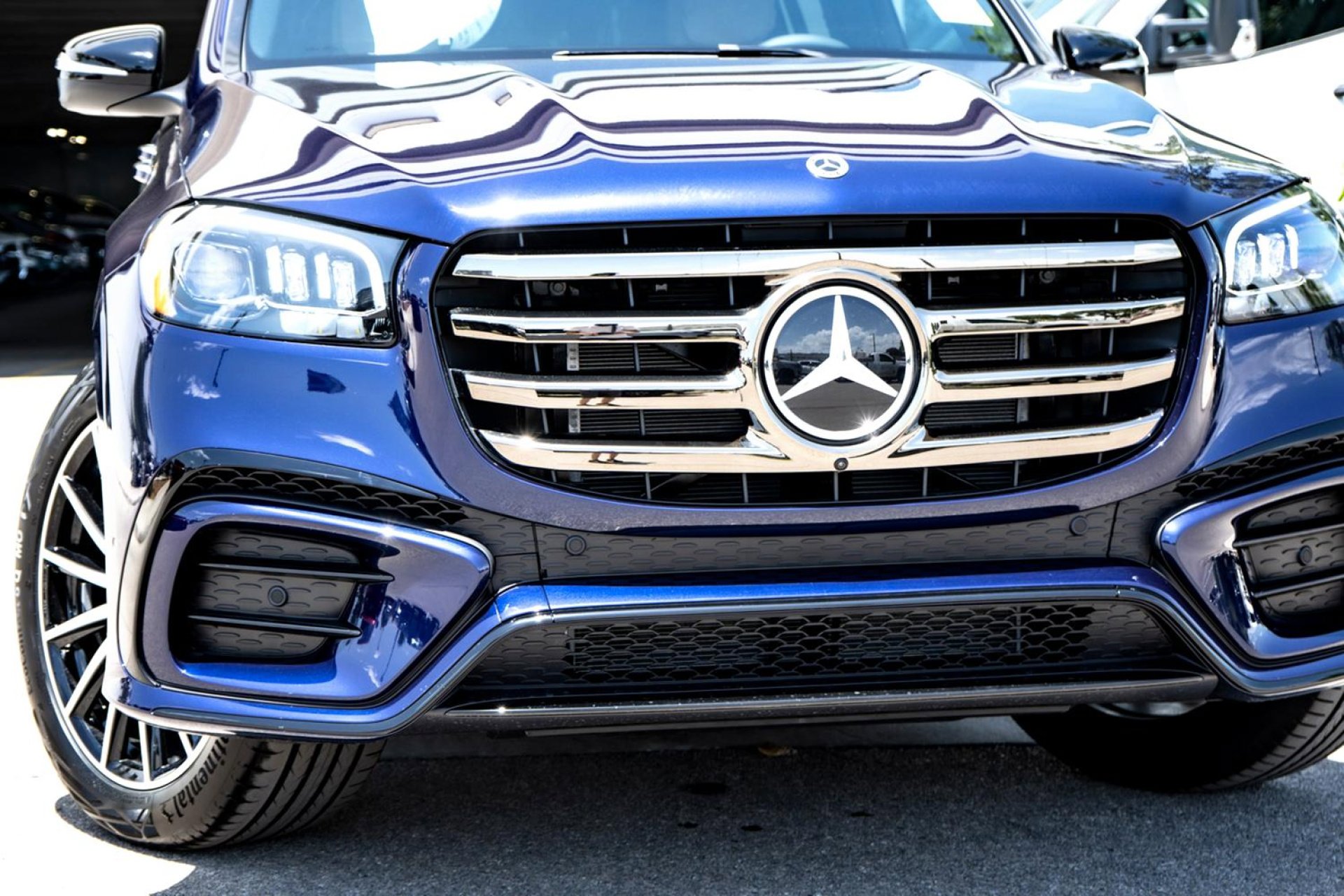 New 2025 Mercedes-Benz GLS 580 4MATIC image 4