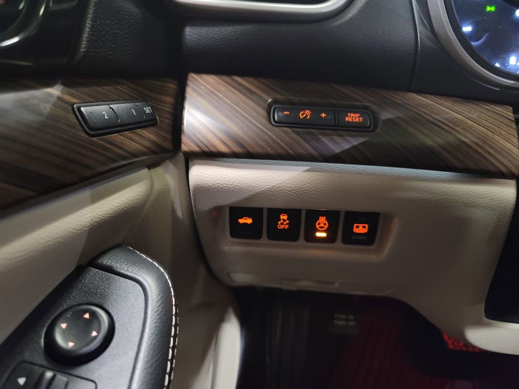 Used 2017 Nissan Maxima Platinum w/ Medallion Package image 14