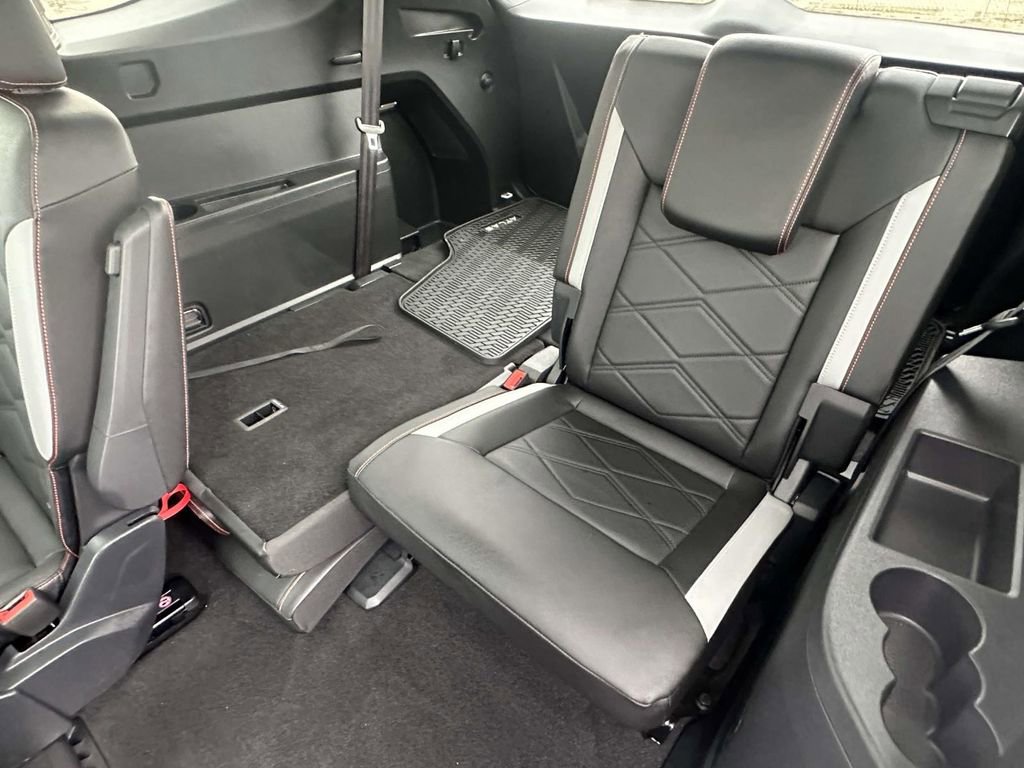 Certified 2025 Volkswagen Atlas Peak Edition SE image 14