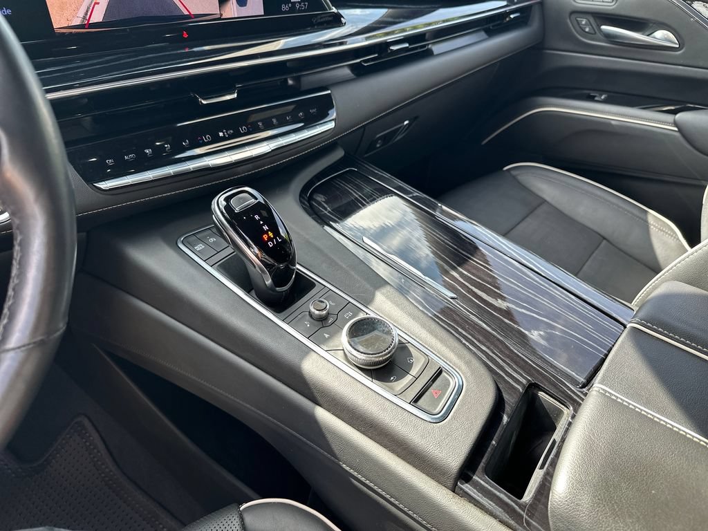 Used 2021 Cadillac Escalade Sport RWD image 27