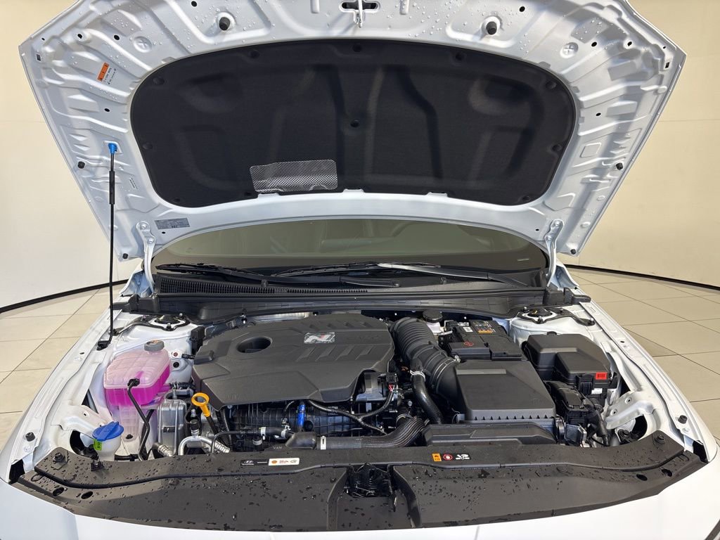 New 2026 Hyundai Elantra N FWD image 11