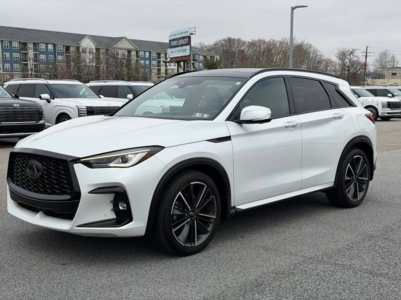 Certified 2023 INFINITI QX50 Sport image 3
