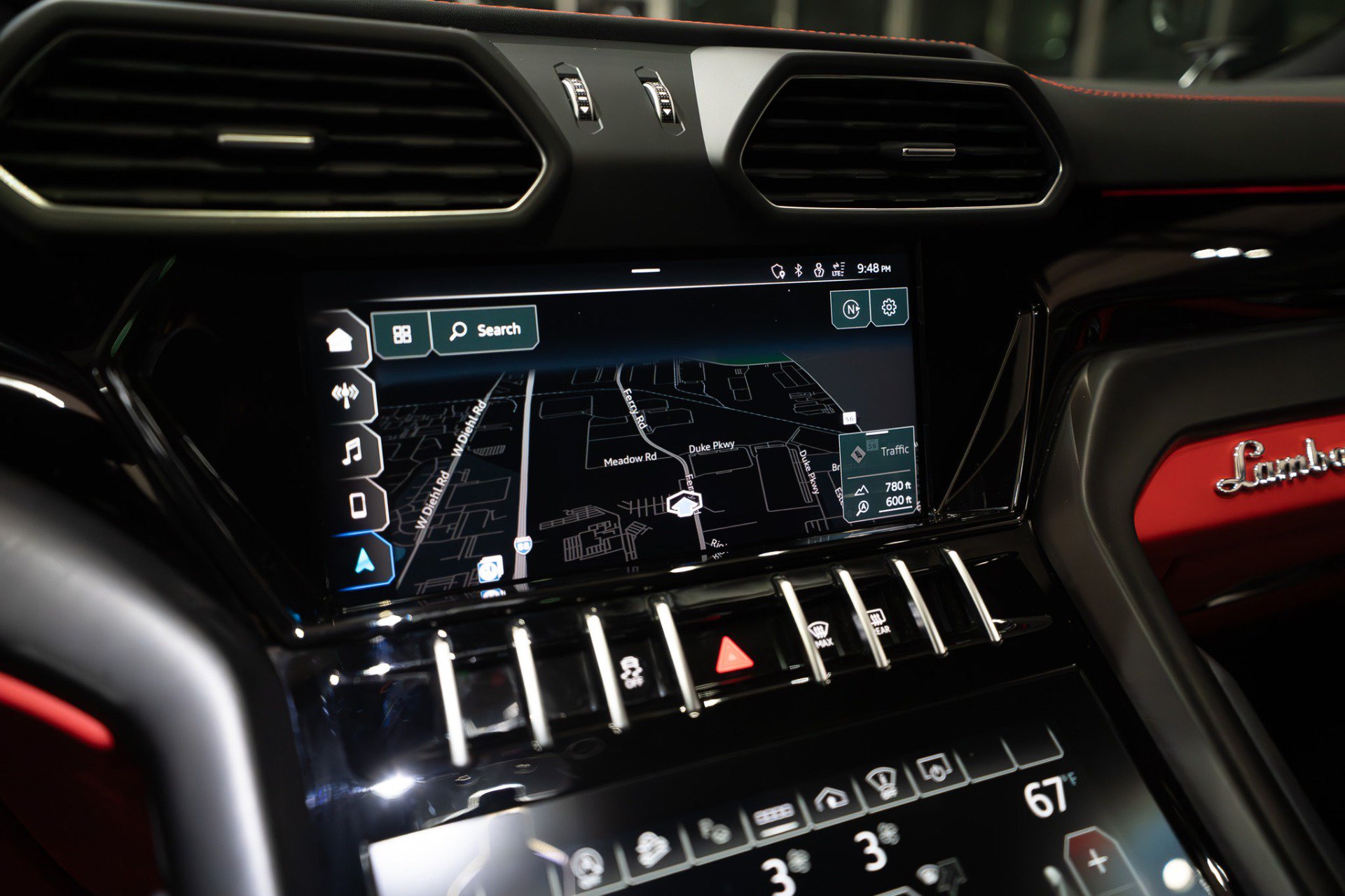 Used 2022 Lamborghini Urus AWD/4WD image 18