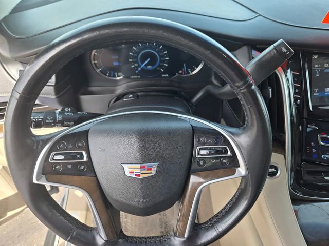 Used 2019 Cadillac Escalade ESV Luxury image 20