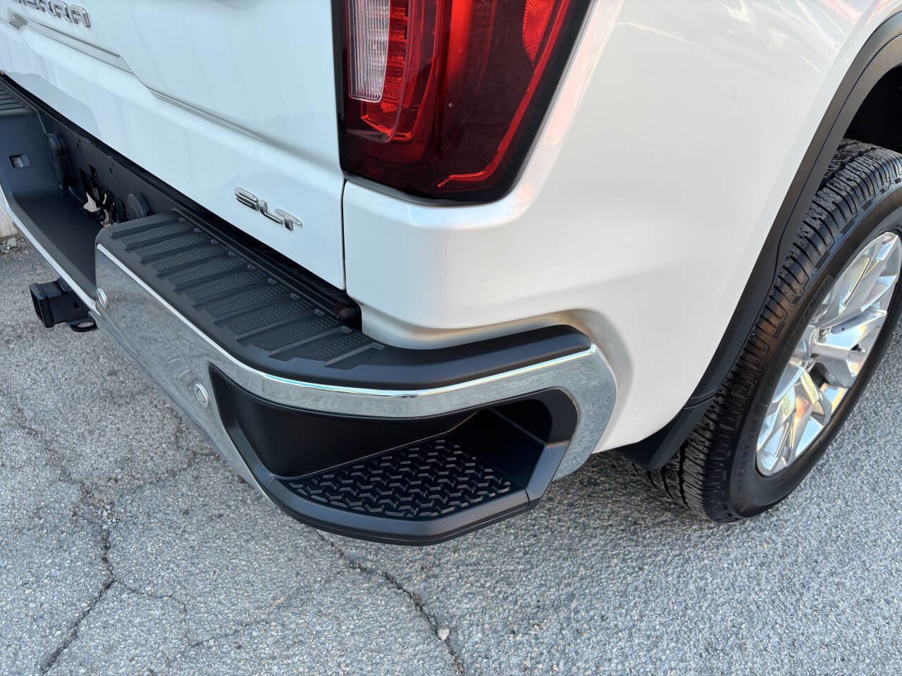 Used 2021 GMC Sierra 1500 SLT image 10