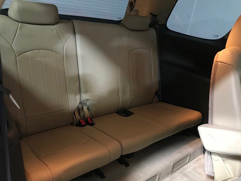 Used 2012 GMC Acadia Denali image 20