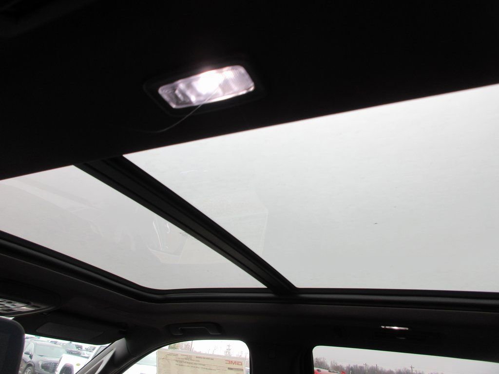 New 2026 GMC Yukon Elevation w/ Elevation Premium Package image 14